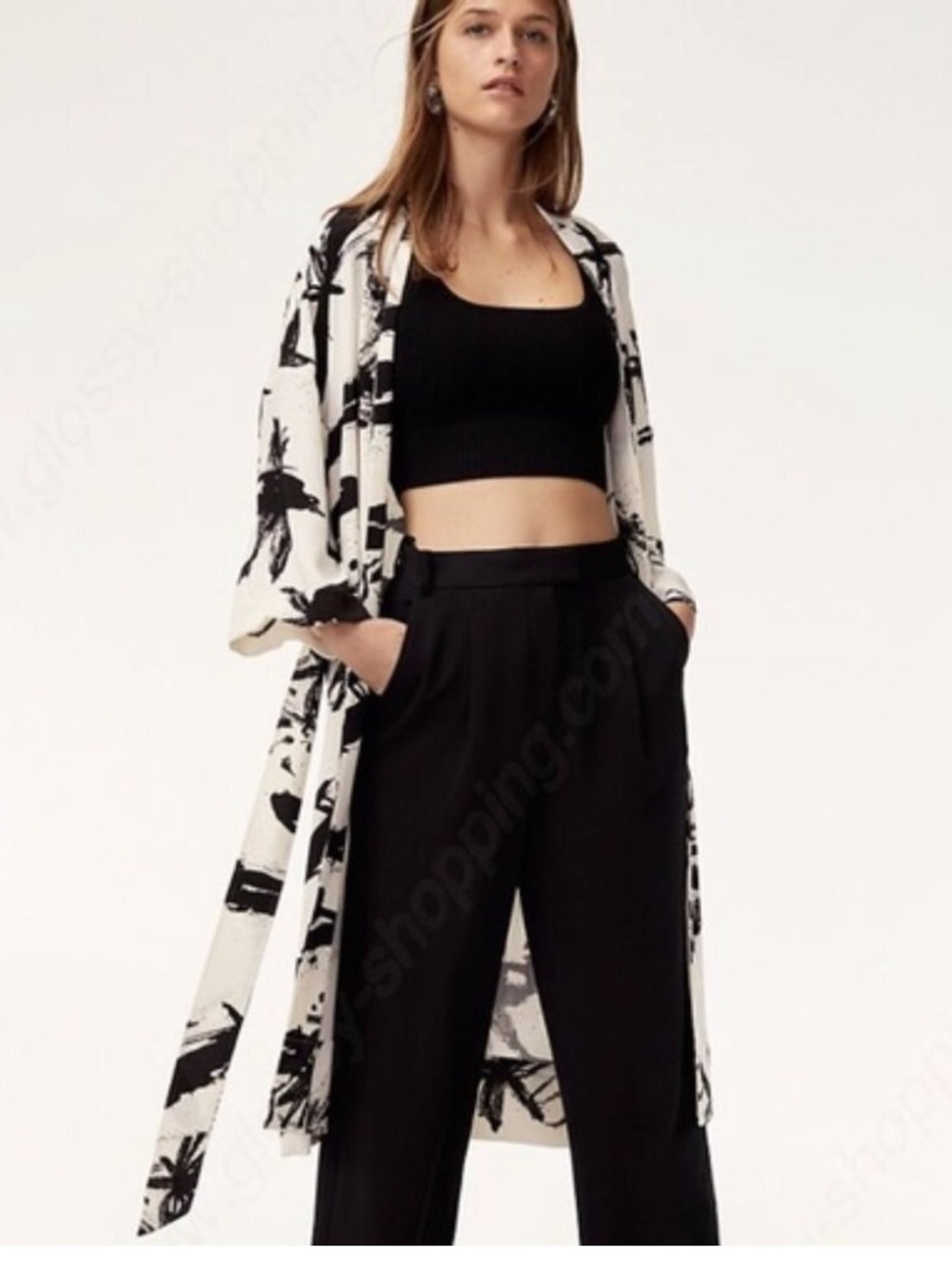 🖤ARITZIA BABATON Jovano Tie Robe/Duster.  Size M🖤